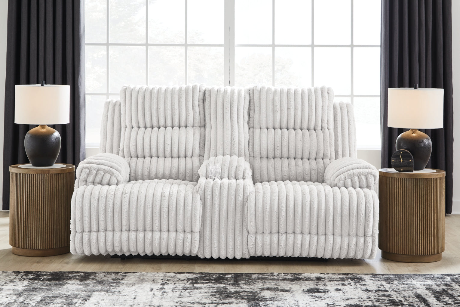 Technique DBL Reclining Power Loveseat w/Console