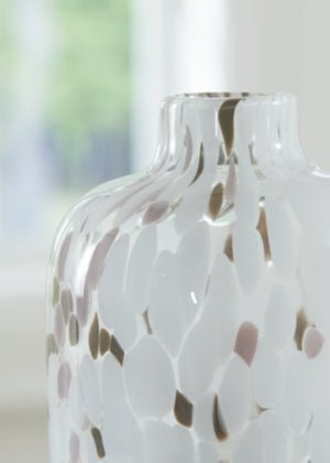 Keelton Vase - Berre Furniture