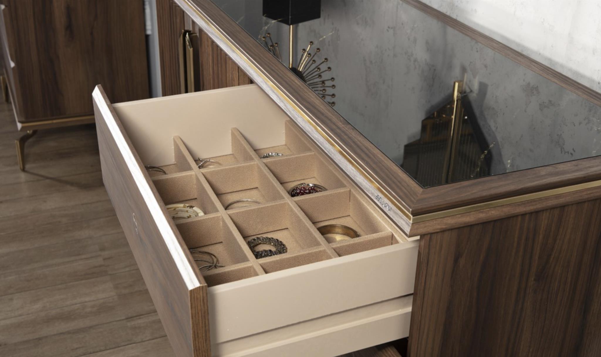 MONTEGO Six Drawer Dresser - Berre Furniture