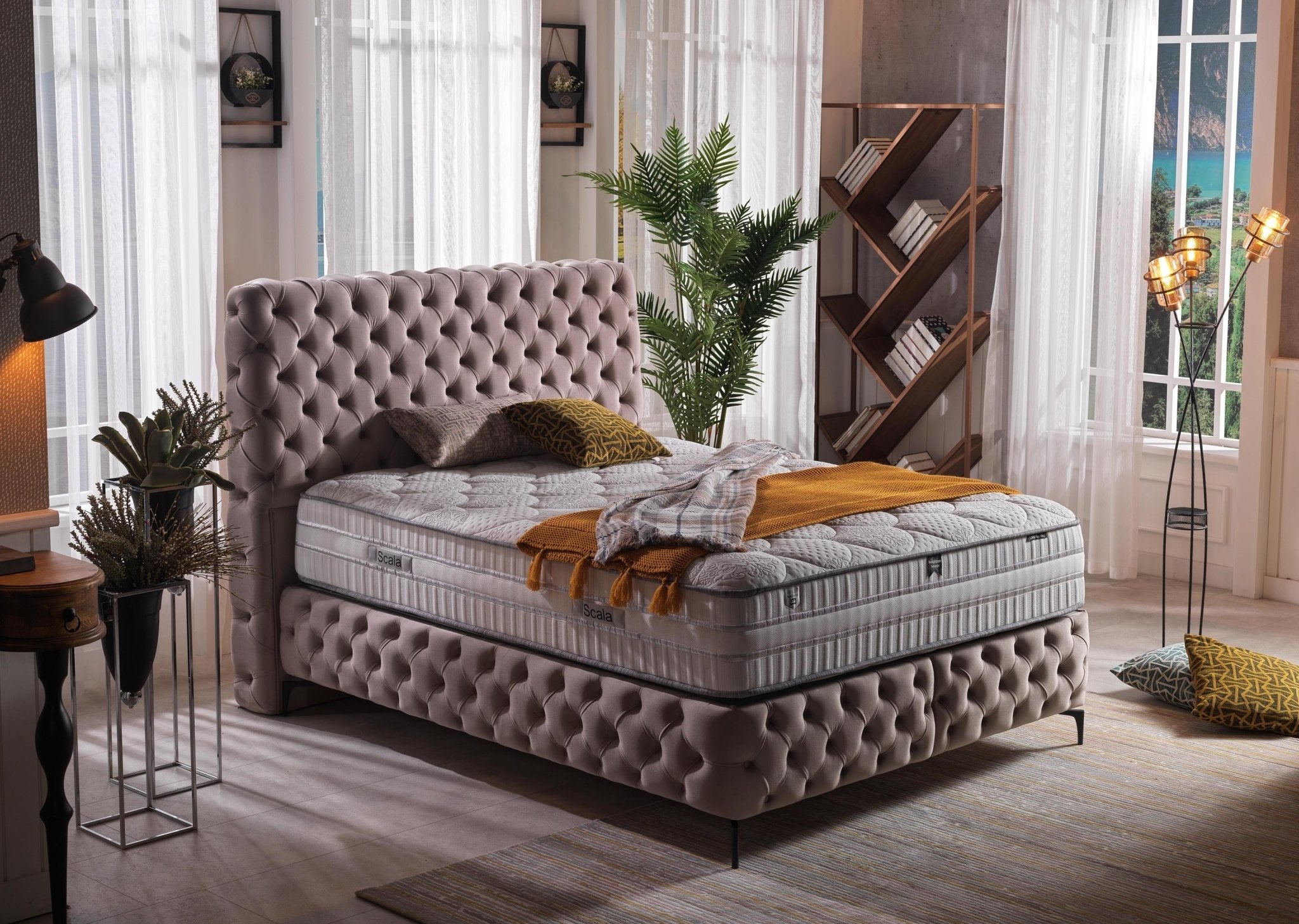 SCALA Bed Beige