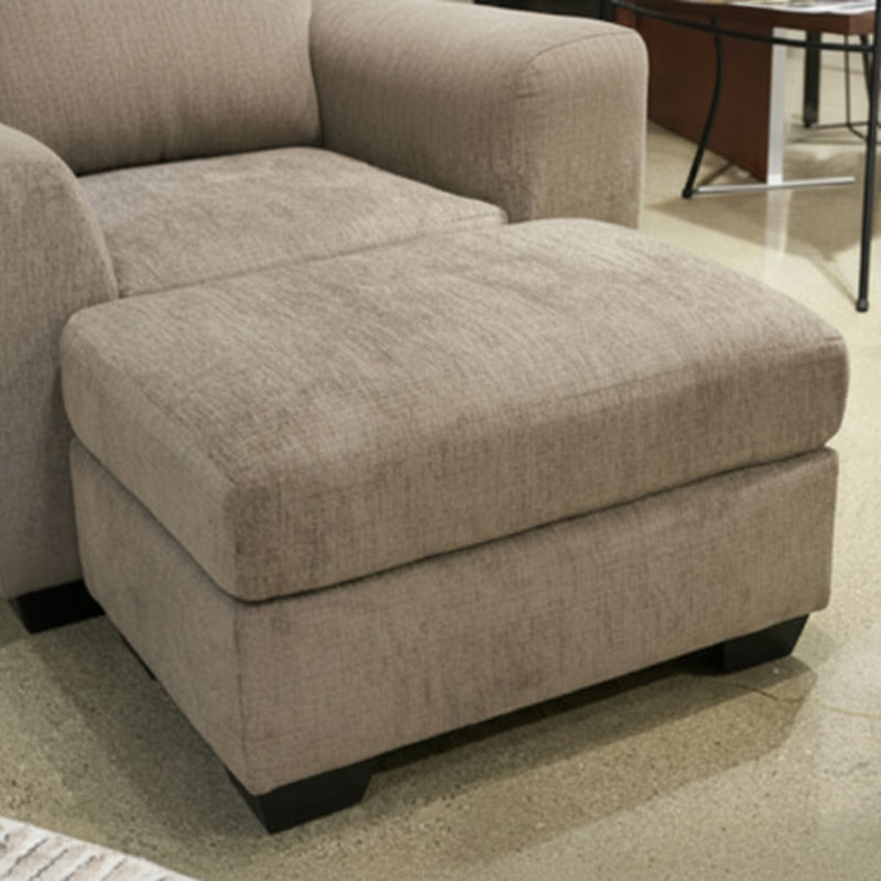 Loreo Ottoman