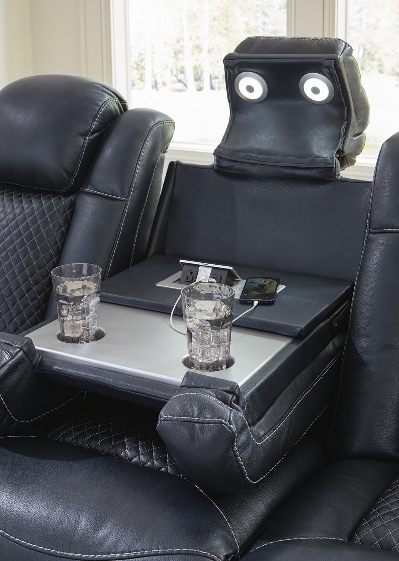 Fyne-Dyme Reclining Sofas