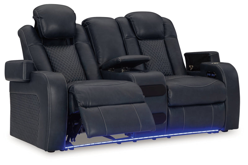 Fyne-Dyme Living Room Set