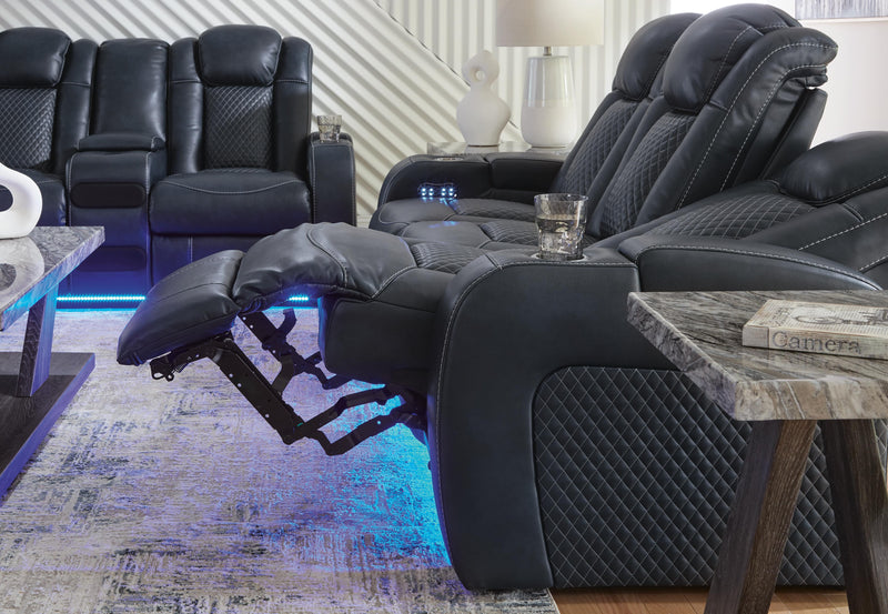 Fyne-Dyme Living Room Sets