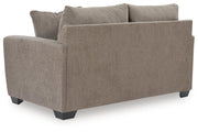 Loreo Loveseats