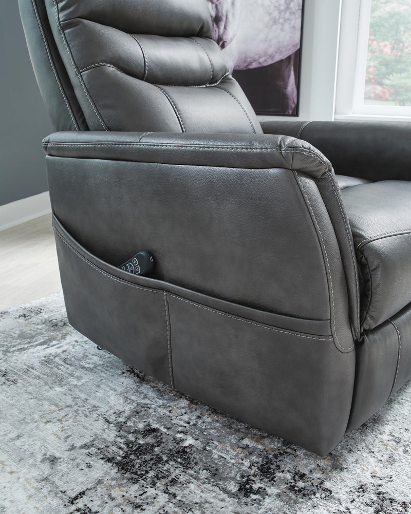 Strawbill Lift Chairs