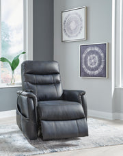 Strawbill Lift Chairs
