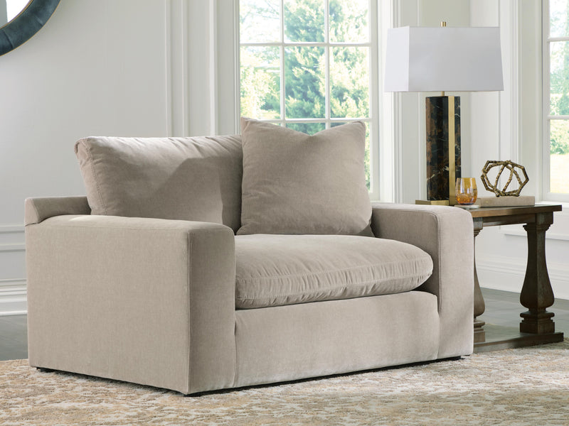 Maxton Heights Living Room Chairs