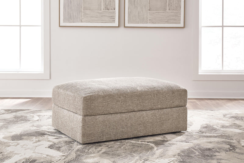 Reston Ottomans