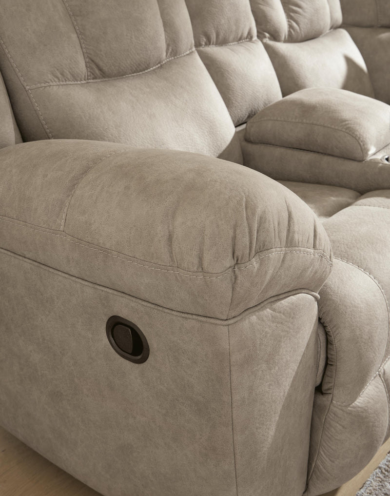 Ravenswaye 3-Piece Reclining Sectional
