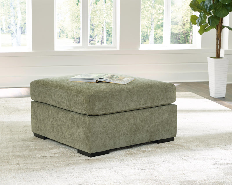 MaKaylen Ottomans