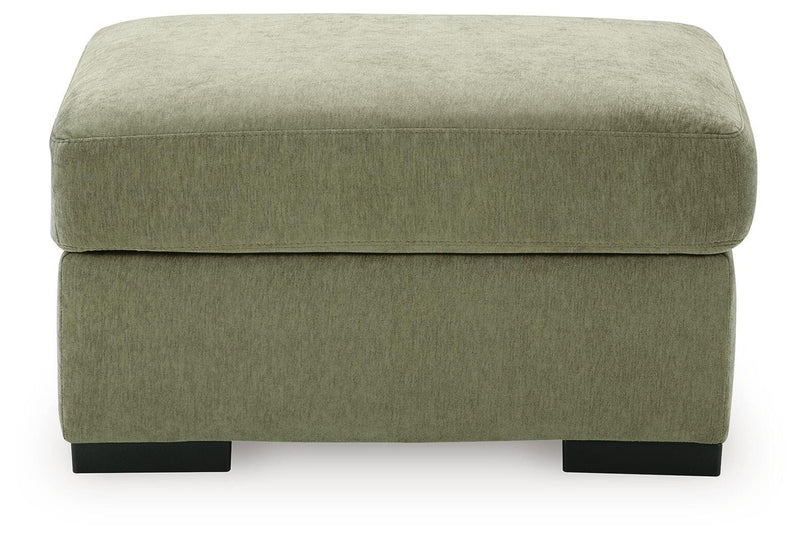 MaKaylen Ottomans
