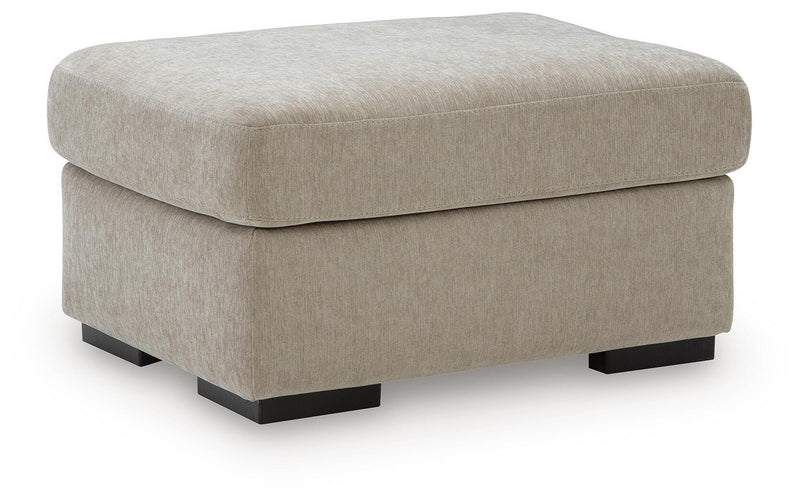 MaKaylen Ottomans