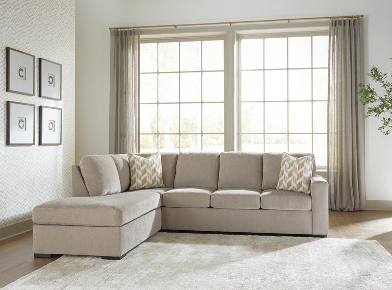 MaKaylen Reclining Sectional Sofas