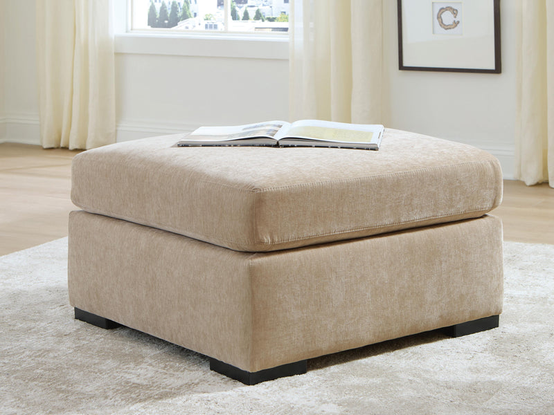 MaKaylen Ottomans