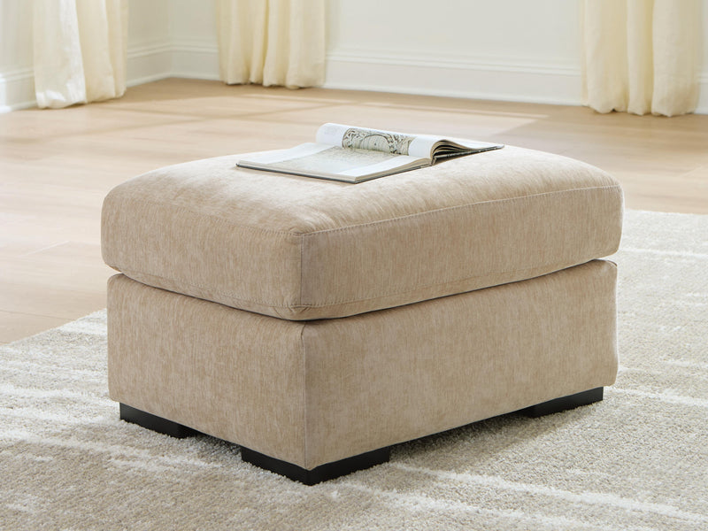 MaKaylen Ottomans