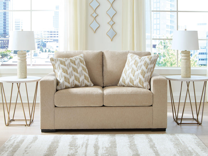 MaKaylen Loveseats