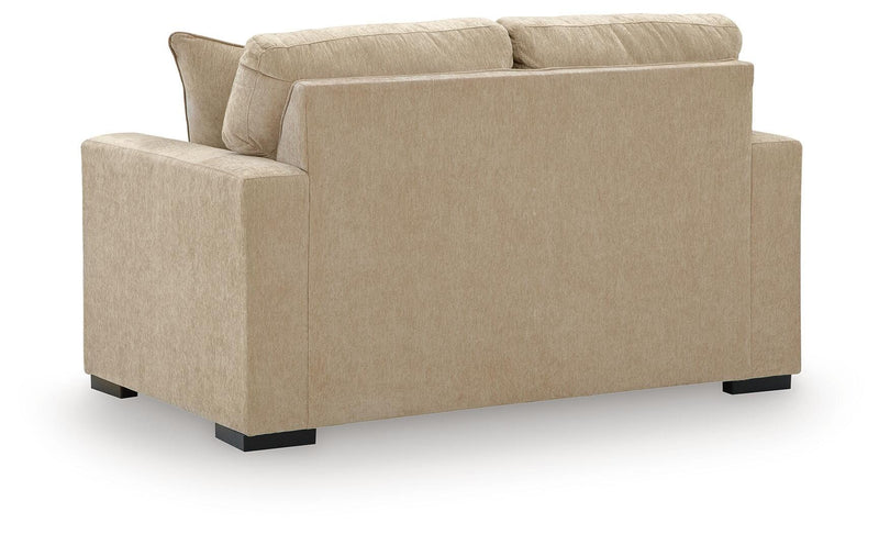 MaKaylen Loveseats