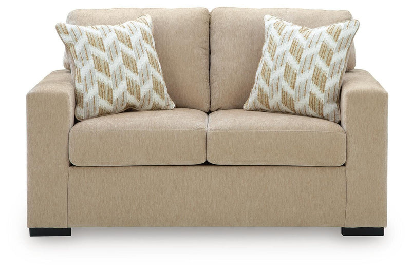 MaKaylen Loveseats