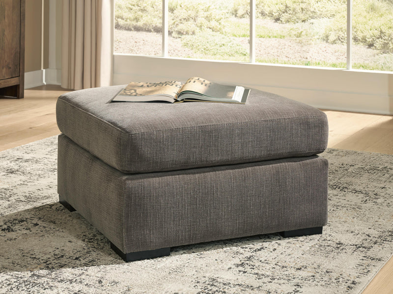 Rosston Ottomans