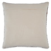 Nealton Pillow