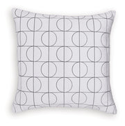Kydner Pillow White Black Pack of 4