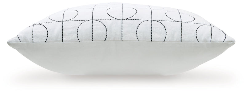 Kydner Pillow