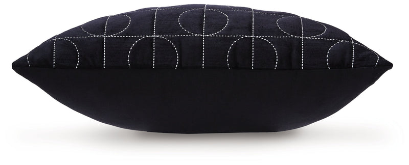 Kydner Pillow