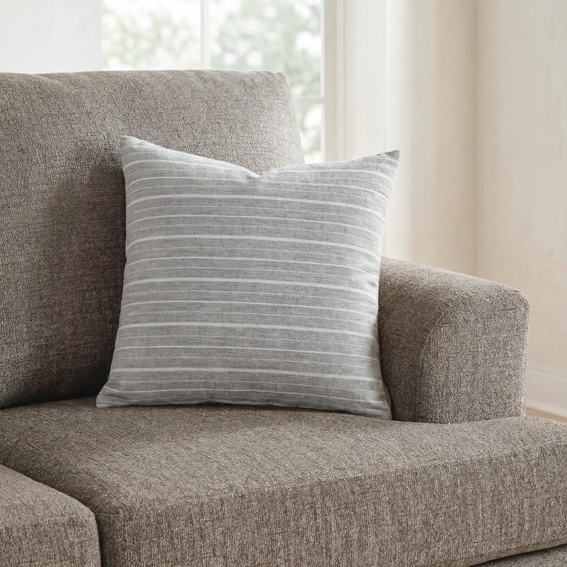 Vernthrone Accent Pillows