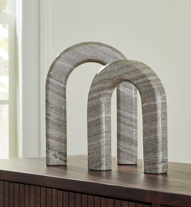 Keithton Sculpture Set