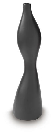 Judsen Vase