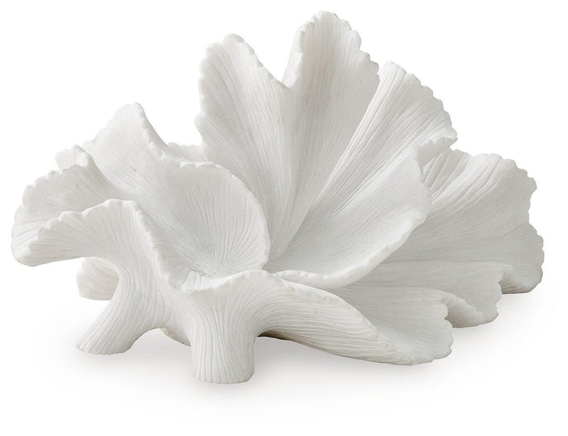 Bidelia Sculptures Waynemont Sculpture White