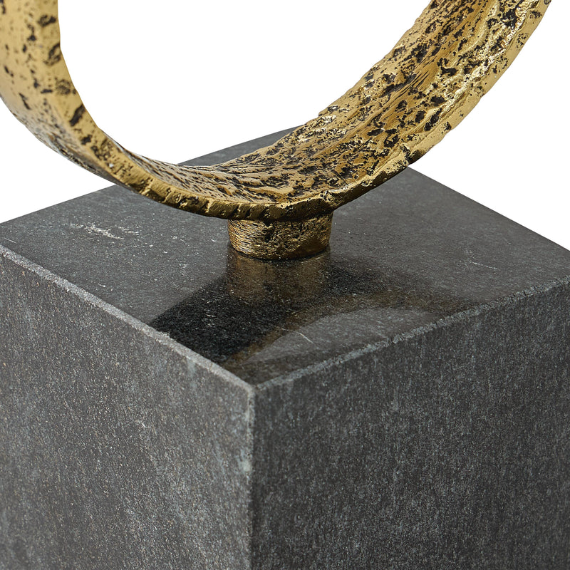 Bidelia Sculptures