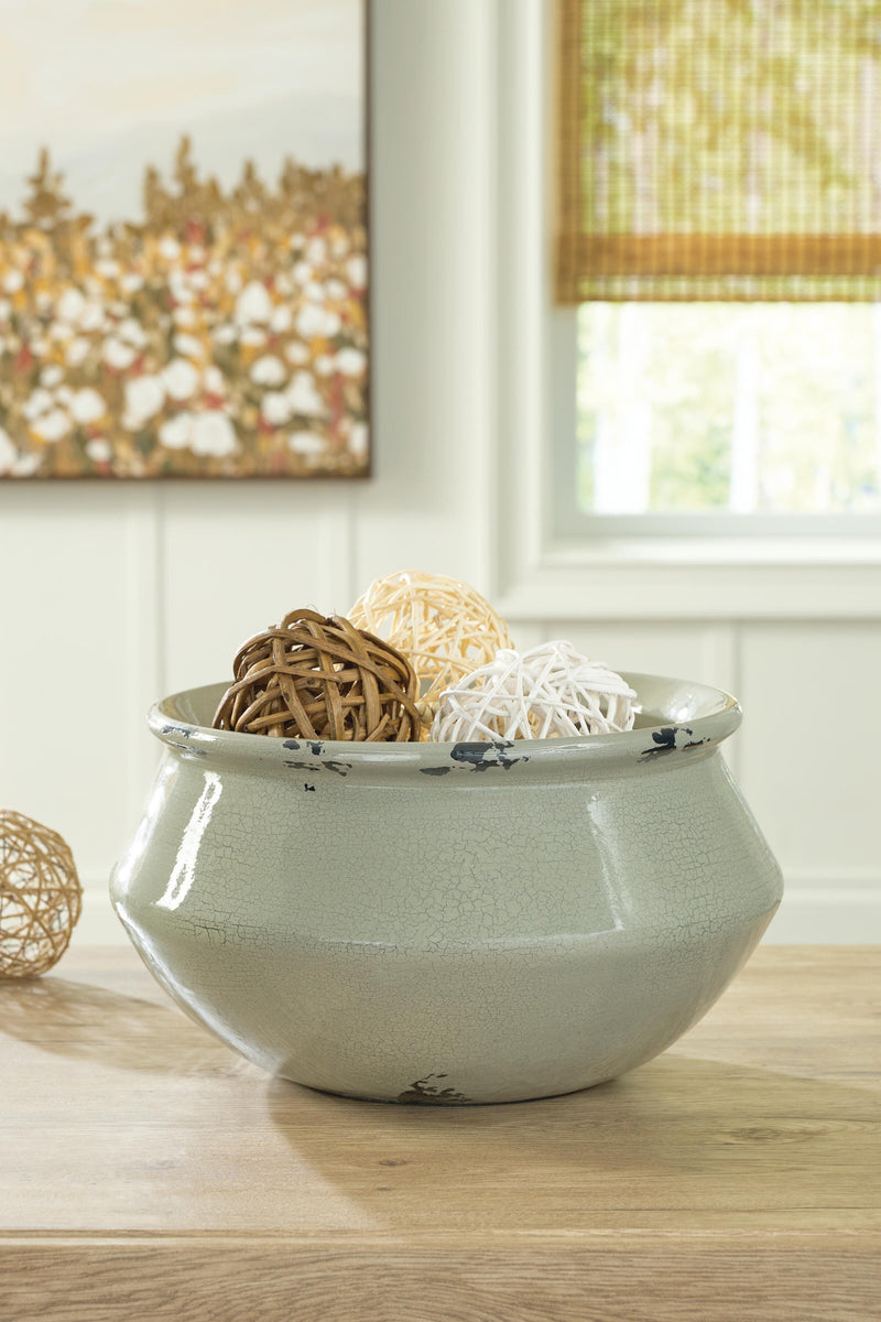 Posy Bowls and Trays