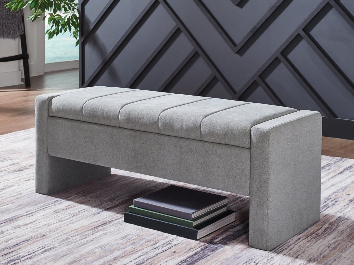 Akselman Storage Bench