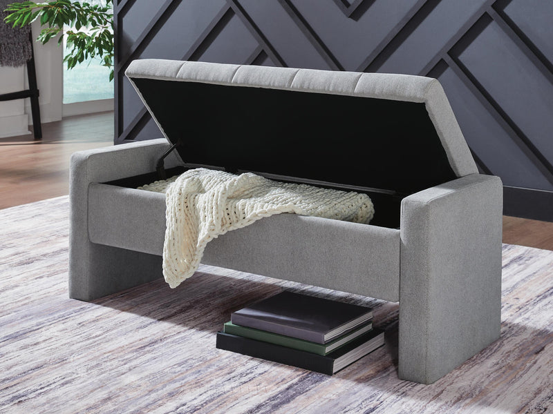 Akselman Benches