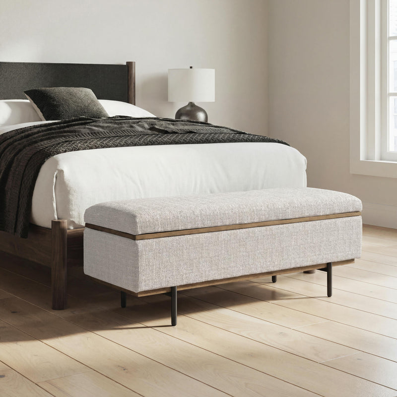 Dettaford Accent Furniture