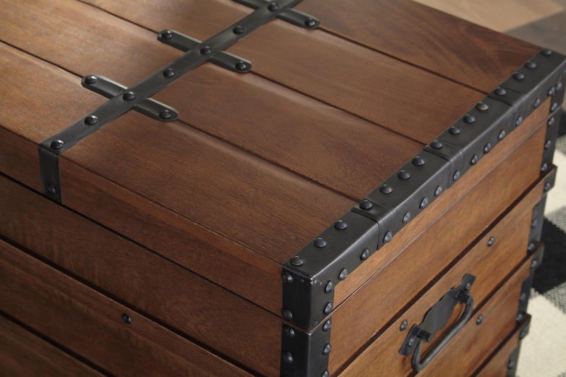Kettleby Accent Furniture