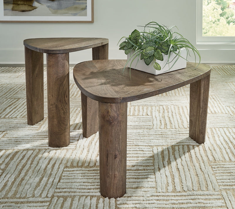 Reidport Accent Cocktail Table Set