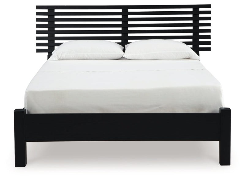 Danziar Panel Bed