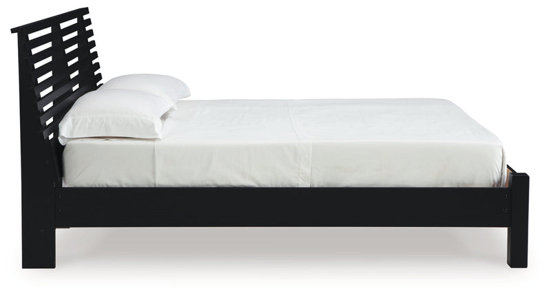 Danziar Panel Bed