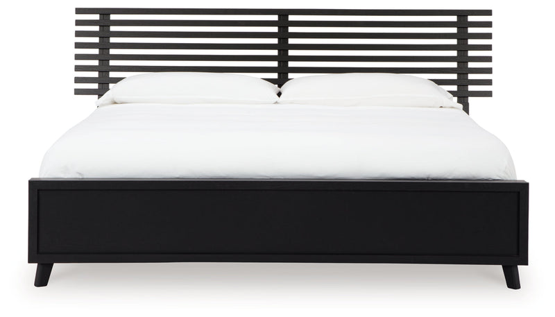 Danziar Panel Bed
