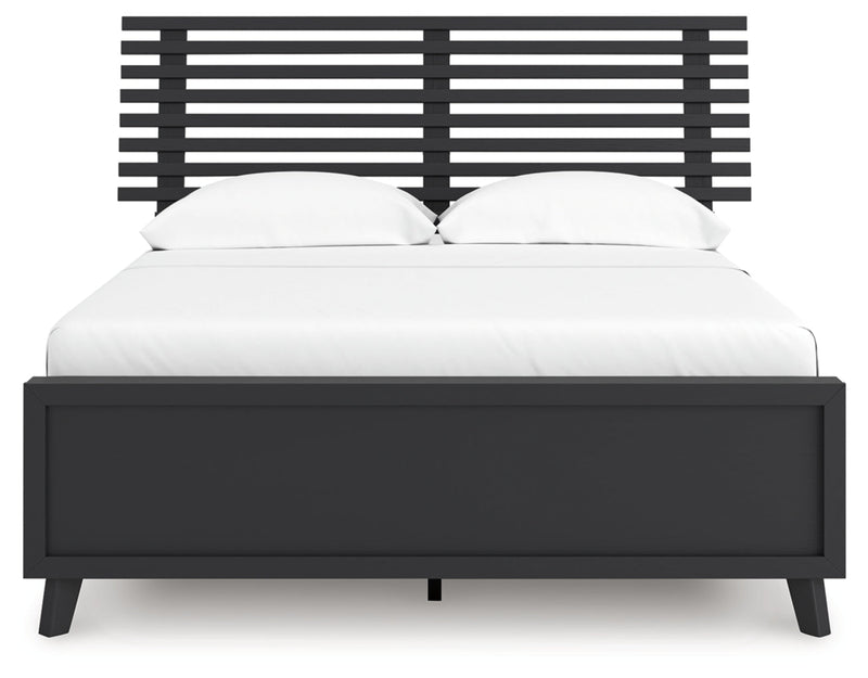 Danziar Panel Bed