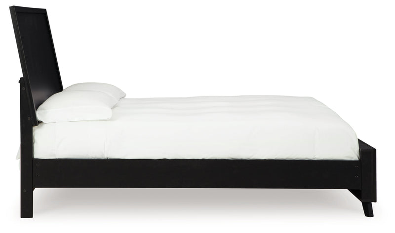 Danziar Bed, Dresser, Mirror, Chest & Nightstand, Bedroom Set
