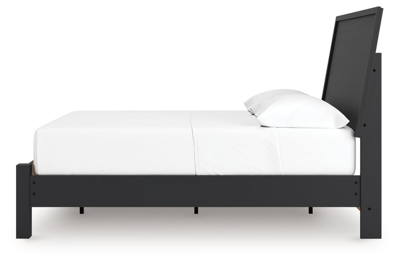 Danziar Panel Bed