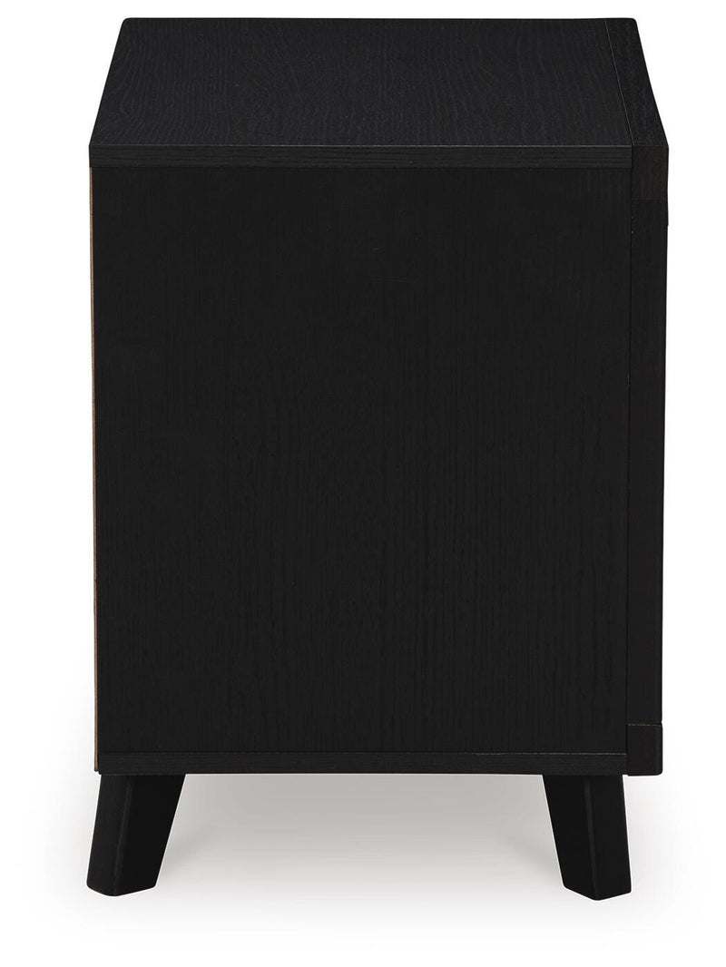 Danziar Bedroom Sets