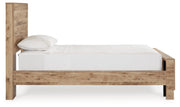 Hyanna Panel Bed