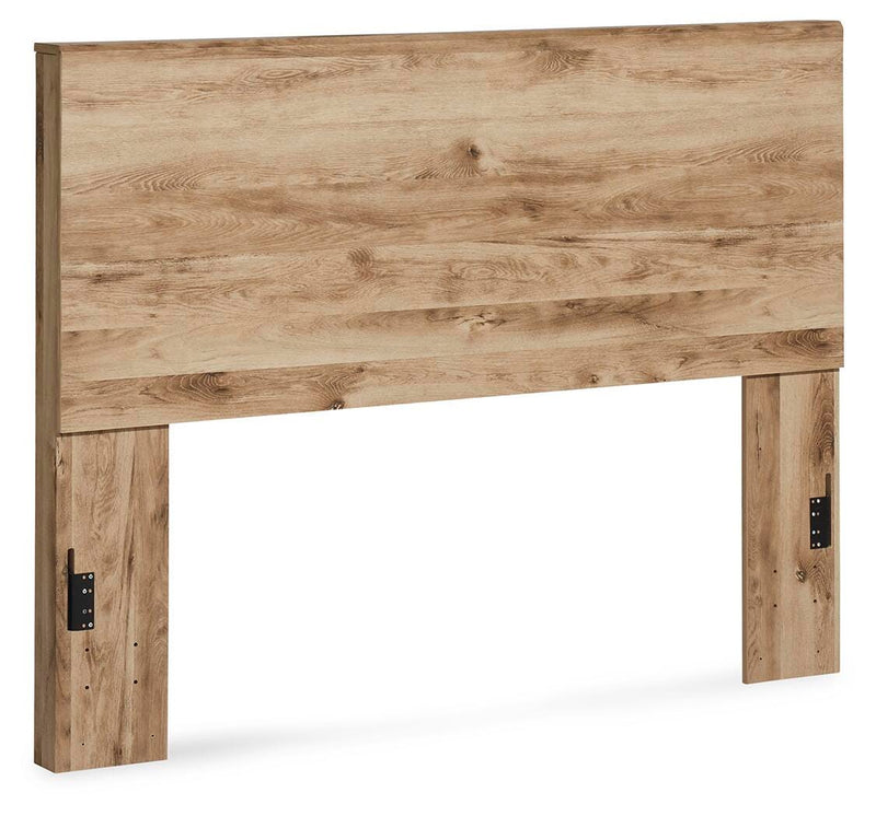 Hyanna Bedroom Sets