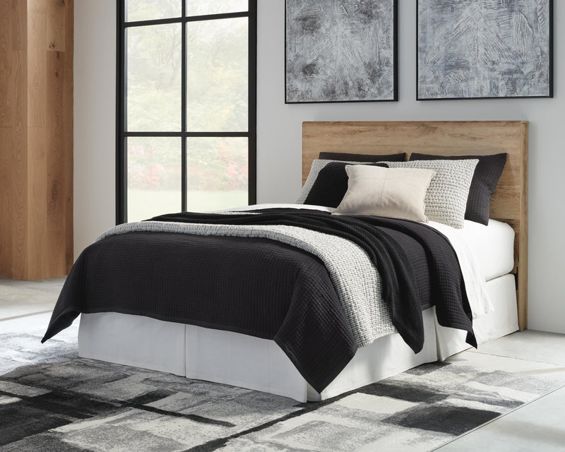 Hyanna Bedroom Sets