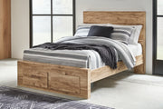 Hyanna Panel Bed